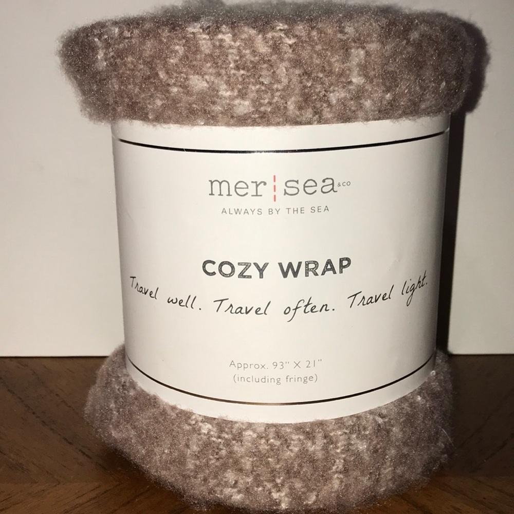 Mer Sea & Co Cozy Wrap